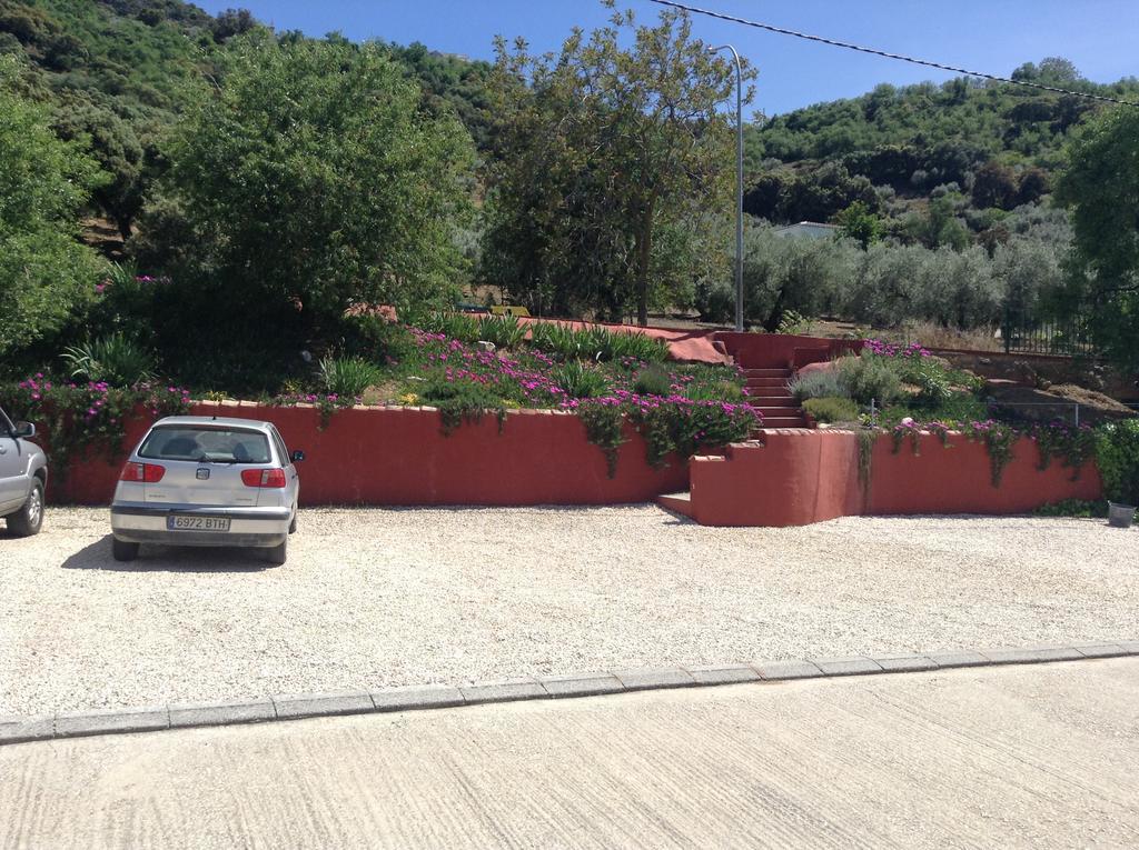 Kayenne Holiday Rentals Iznajar Exterior photo